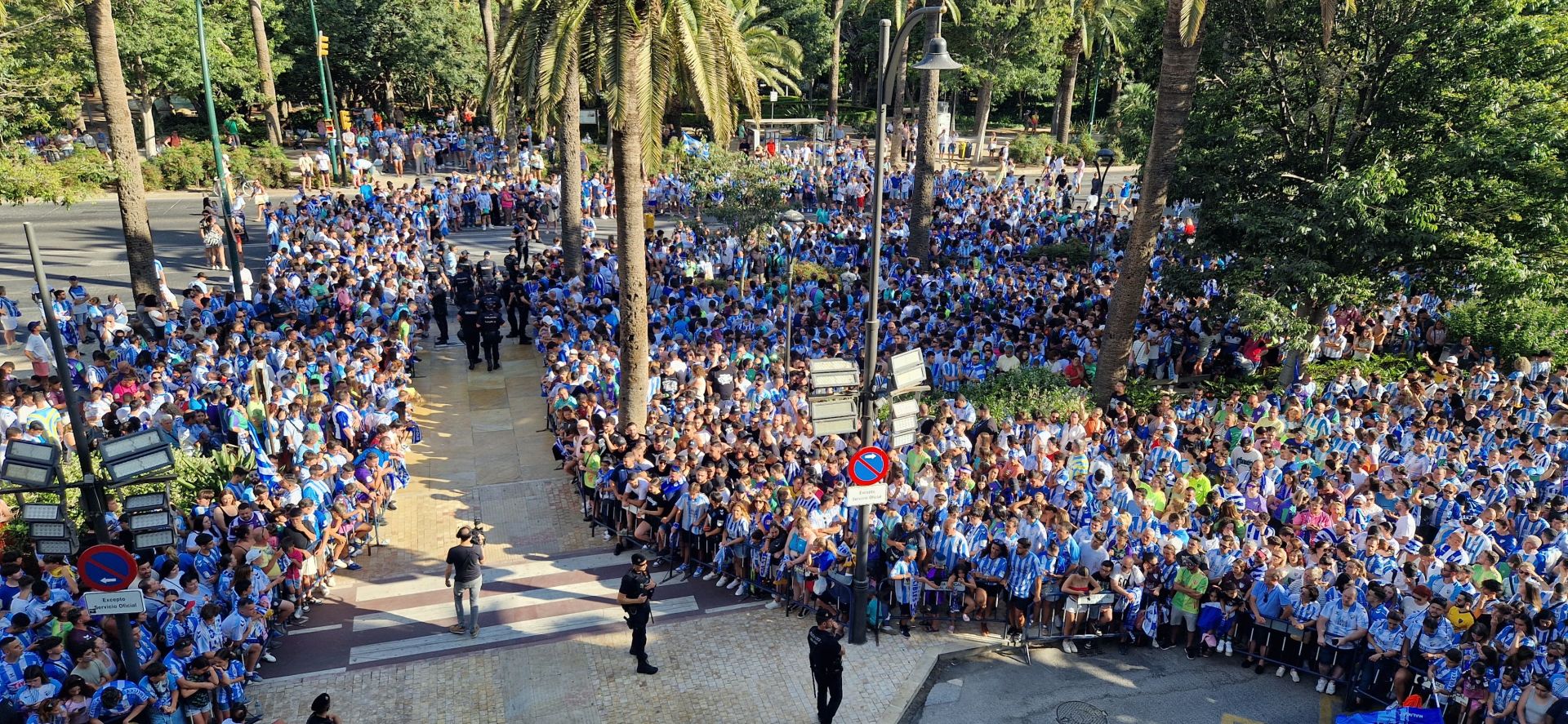 Fans celebrate Malaga CF's promotion as squad take open-top bus tour, in images
