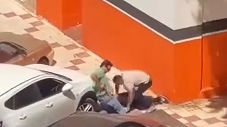 Video: This is how an armed robbery at a tobacconist shop in Malaga unfolded