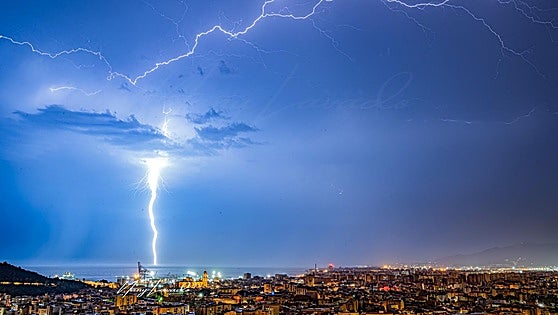 In photos and videos: 'Dana' brings thunderstorms and welcome rain to Malaga and the Costa del Sol