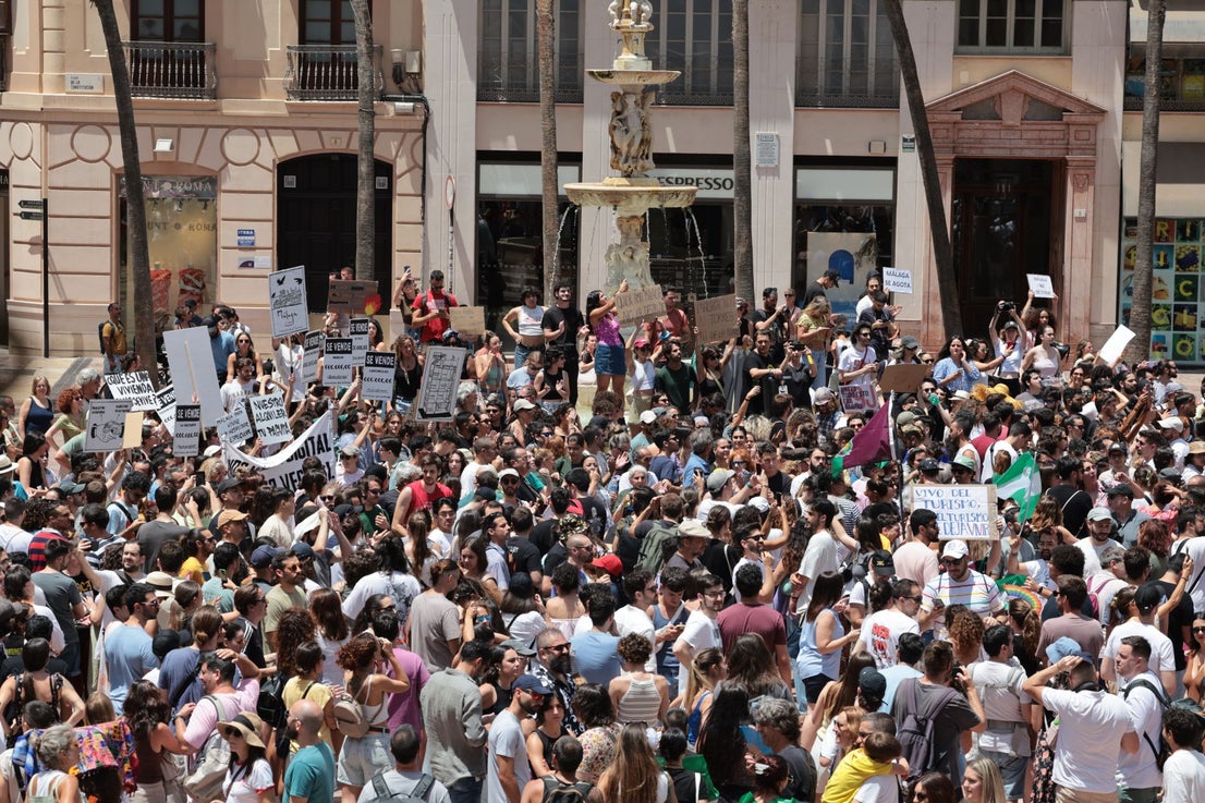 Housing crisis demonstration in Malaga, in pictures