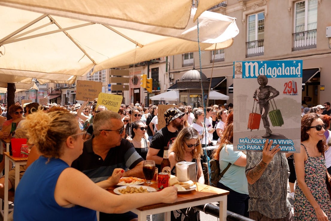 Housing crisis demonstration in Malaga, in pictures