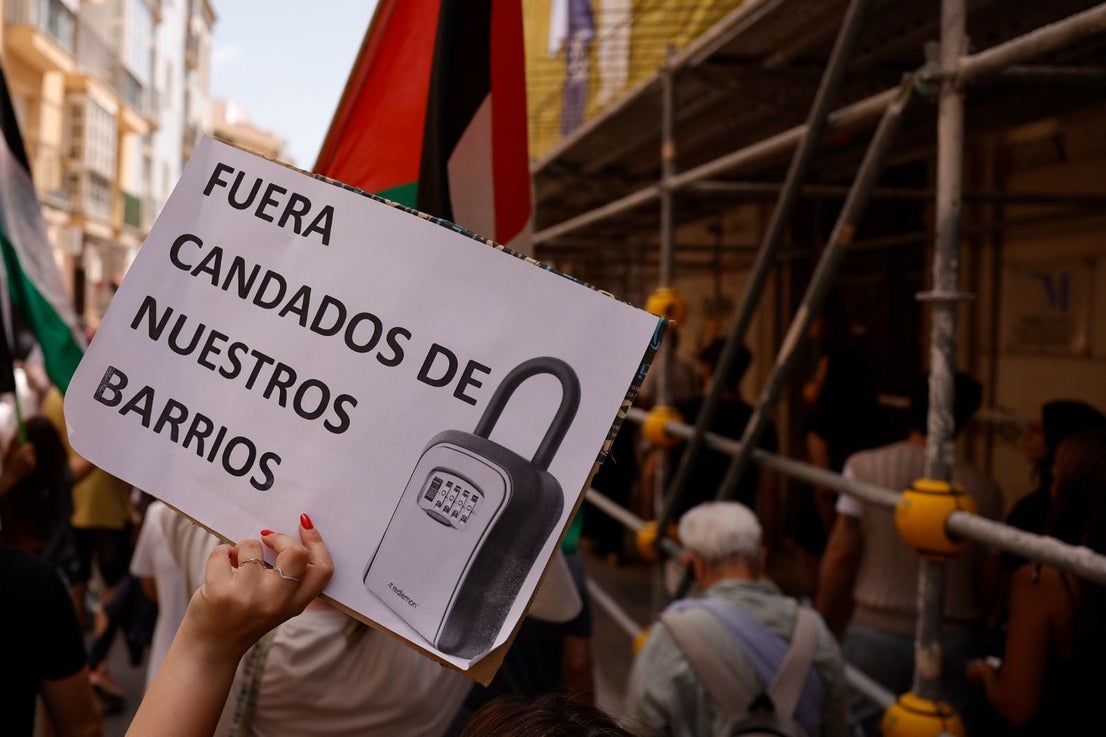 Housing crisis demonstration in Malaga, in pictures