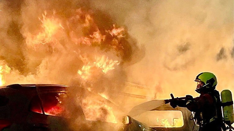 Several vehicles gutted during early morning fire on eastern strip of Costa del Sol