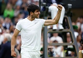 Alcaraz celebrates his victory on Tuesday afternoon.