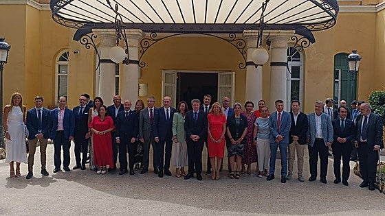 Landmark agreement reached during first meeting to discuss extending the Costa del Sol train line