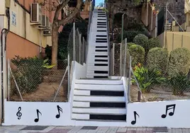 The piano key steps in Pasaje Pia Beck in Torremolinos