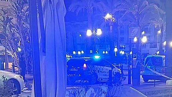 Watch as police make arrests following gangland shooting at Marbella restaurant
