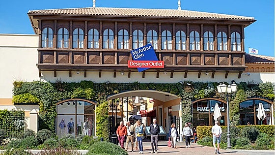 Five new fashion and food brands join luxury designer outlet in Malaga