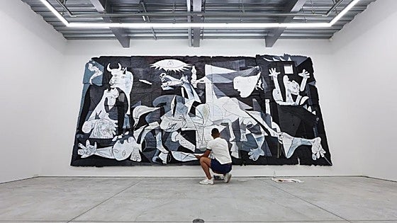 Julio Anaya's 'Guernica' exhibited at Malaga's Russian Museum