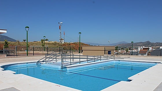 Price hikes at Alhaurín de la Torre's four open-air pools spark criticism
