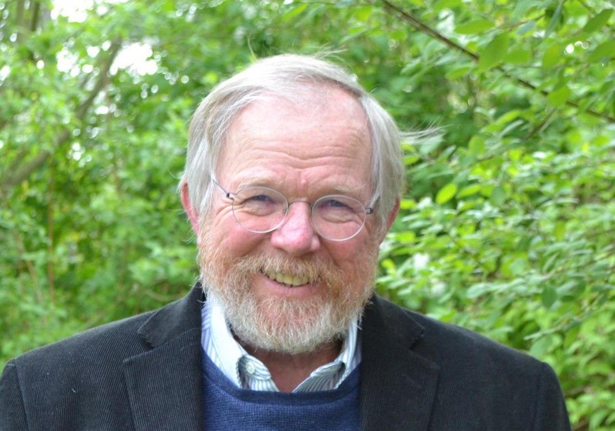 Bill Bryson.