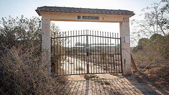 Woman arrested for allegedly fatally stabbing husband during argument on Spain's Costa Blanca