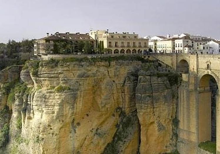 Parador de Ronda, over the Tajo gorge