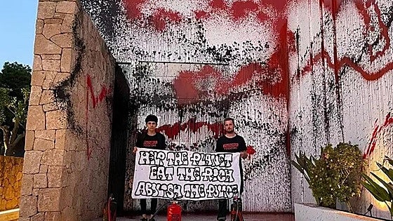 Climate activists vandalise Messi's Ibiza home