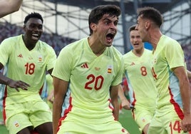 Juanlu celebrates scoring the winning goal.