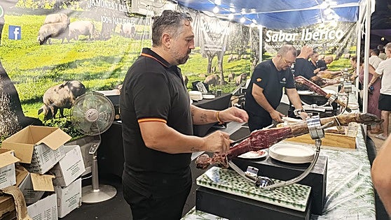 Estepona hosts annual ham festival, with dishes priced at just five euros