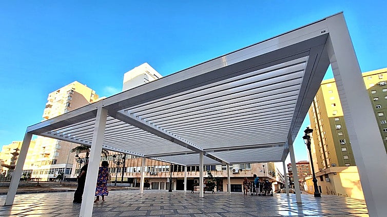 Torremolinos continues its fight to protect from the sun with state-of the-art pergolas