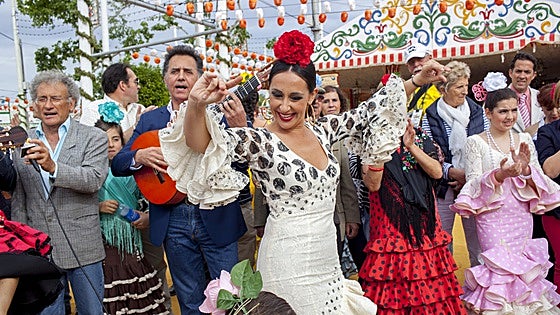 Step up for free fast-track sevillanas dance course in lead up to Fuengirola fair