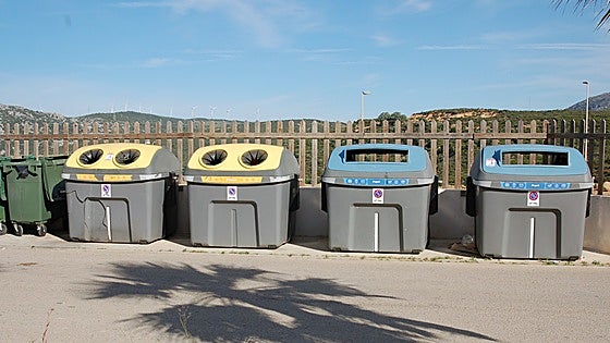 Local Police intensify rubbish disposal and fly-tipping controls in Marbella with plain clothes patrols