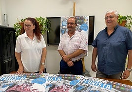 The town hall announces this year's tourist day celebrations.