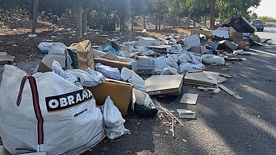 'It's third-world': residents demand clean-up of illegal rubbish dump near Malaga's Plaza Mayor