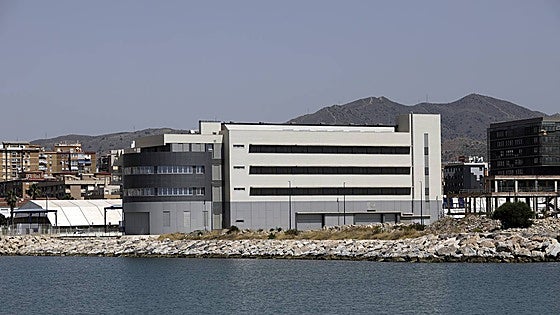 Oceanographic centre moves into new building in Malaga city port after 40 years at a temporary base