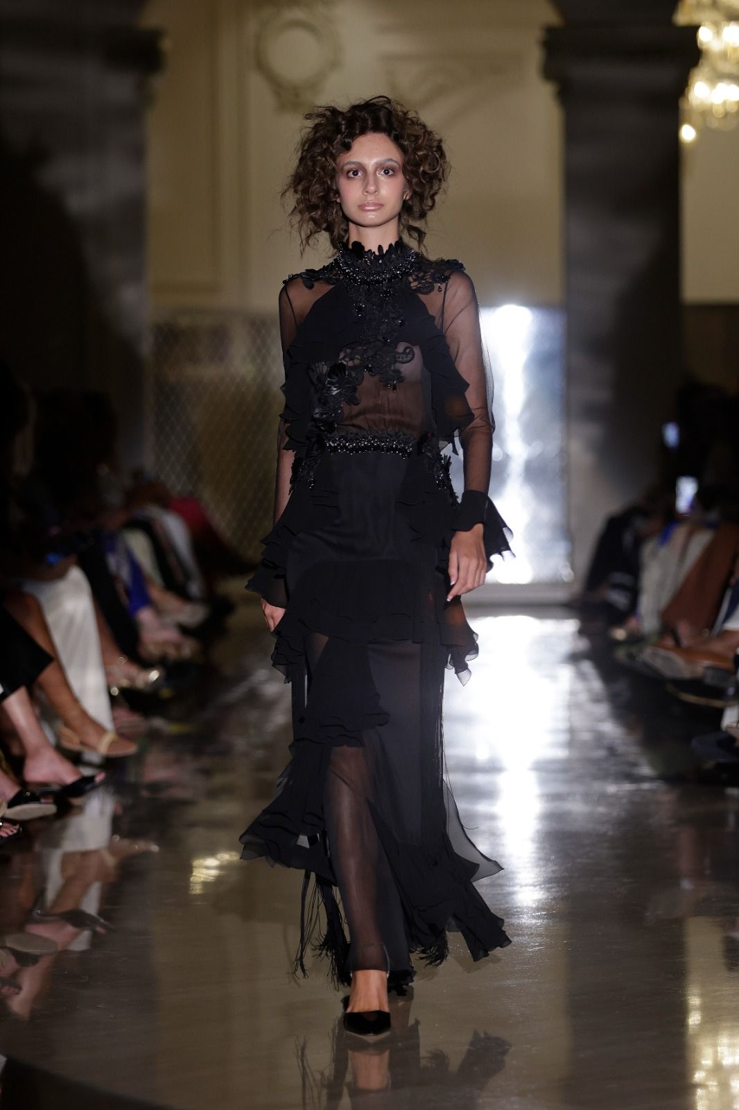 Victorio &amp; Lucchino avant-garde classic fashion on the catwalk - in pictures