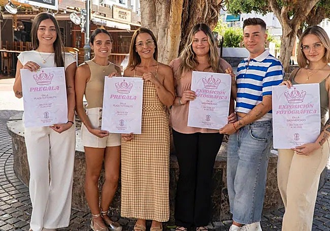 Presentation of the Reina de Nerja pregala
