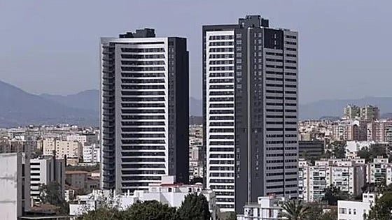 Desirable new city tower blocks hit by row over 'noisy' tourists coming and going
