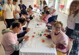 Volunteers from the Idiliq foundation during a day of bonding with members of Adimi.
