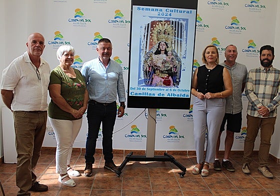 Presentation of the cultural week programme.