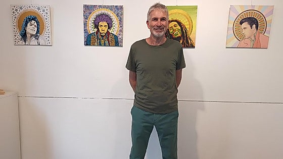 Discovering Elvis led to a lifelong passion for music and art for Axarquía resident