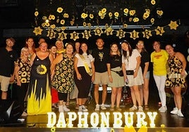 Tony Whitehouse (c) with his team of organisers at the event.