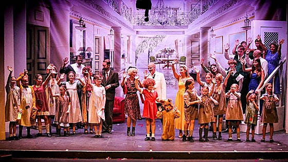 Fuengirola theatre presents English-language production of hit Broadway musical Annie