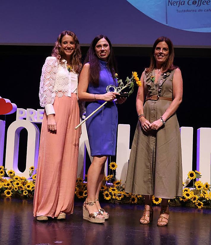 Imagen secundaria 2 - Aprile Winterstein, Lydia Cacho and Kerry Patten.