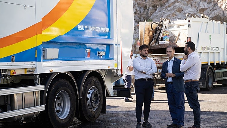 Benalmádena ramps up cleaning services with addition of 'cutting edge' rubbish vehicle