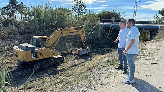 Costa del Sol town clears stream and riverbeds as south of Spain prays for autumn rains