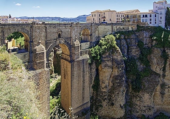 Spain beyond the stereotypes: Debunking the myths