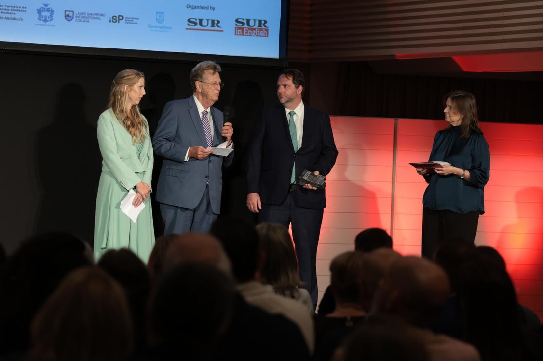 SUR in English 40th anniversary gala, in photos (II)