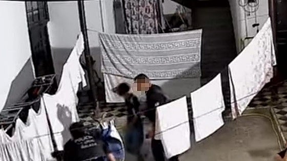 Malaga mothers report Local Police officers captured on video allegedly beating their two sons
