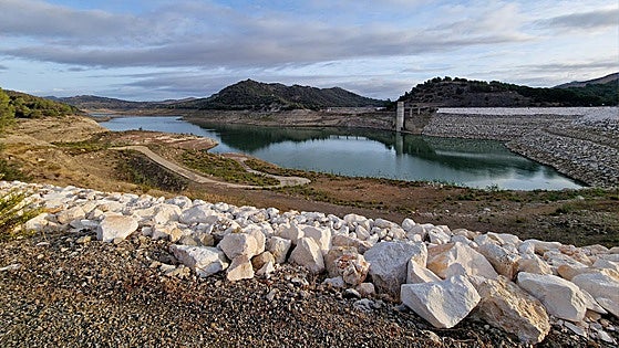 Daily water allowance set to be slashed due to emergency drought situation in Malaga province