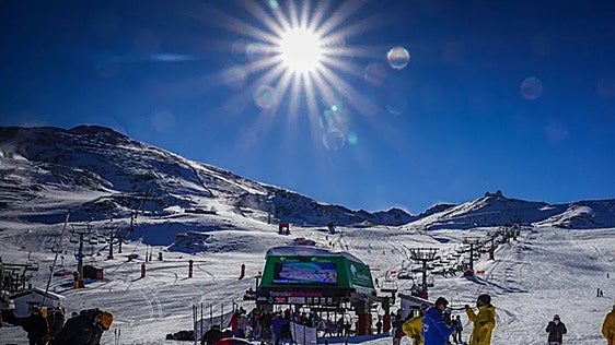 Almost 80 jobs up for grabs at Sierra Nevada ski resort, but you'll have to move fast