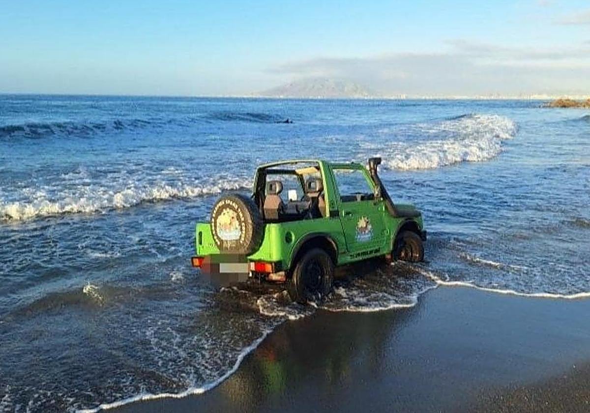 Motorist who drove his car onto Costa del Sol beach investigated for two offences
