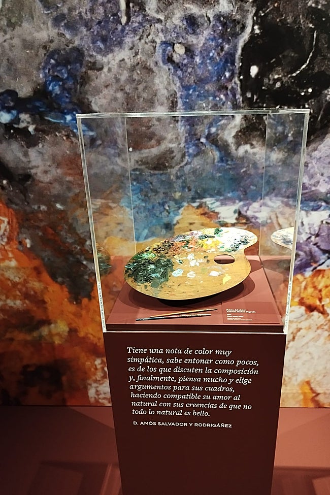 The paint palette belonging to Antonio Muñoz Degrain.