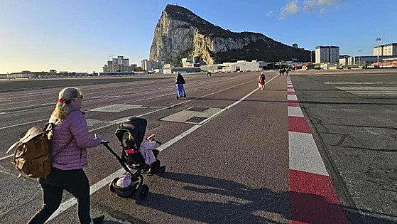Spain's warning about tougher Gibraltar border controls from 10 November