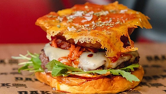 The 'pizza burger' that is all the rage on the Costa del Sol