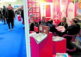 SUR in English was the first newspaper to have its own stand at the World Travel Market in London.