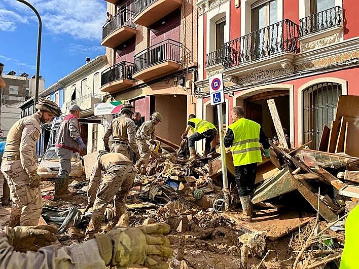 Army teams at work in one of the disaster areas in Valencia.