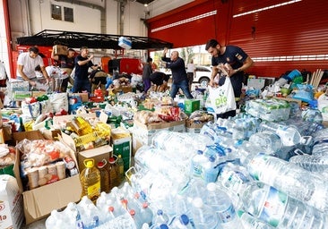 People in Malaga and along the Costa show their support for Valencia flood victims