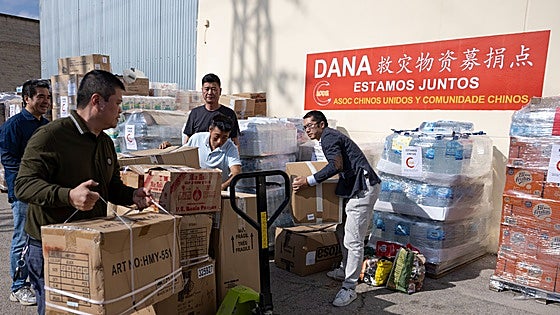 'We are Chinese, but this is our second home: we felt we had to help the victims of the storm in Spain'
